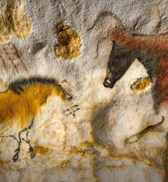 Pinturas rupestres en la Cueva de Lascaux, en Francia